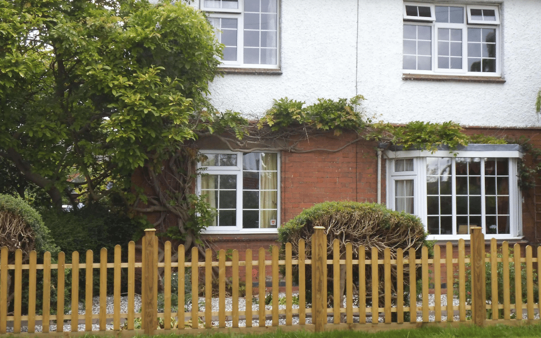 Top 6 Benefits of Fencing Your Garden in Camden